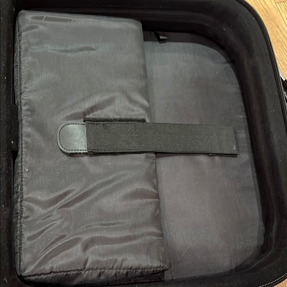 Dell Computer Briefcase - Picture 5 of 14